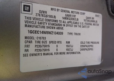 1998 Chevrolet C1500 Fleetside z USA, uszkodzony, nr VIN 1GCEC14W8WZ134339